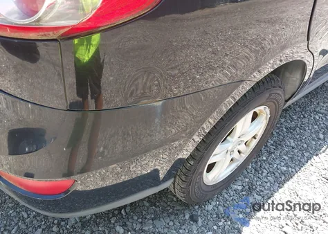 2010 Hyundai Santa Fe Gls z USA, uszkodzony, nr VIN 5NMSG3AB3AH353548